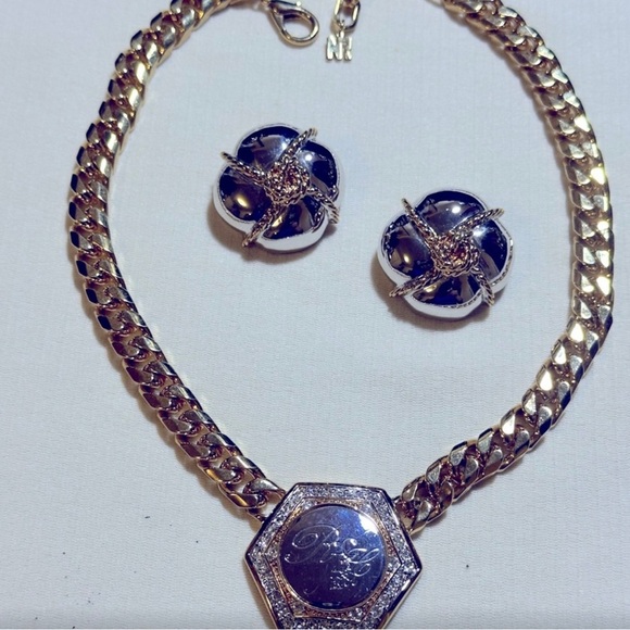 FABULOUS Vtg NINA RICCI Heavy Gold Link Necklace with Matching Clip On Earring - Picture 6 of 11